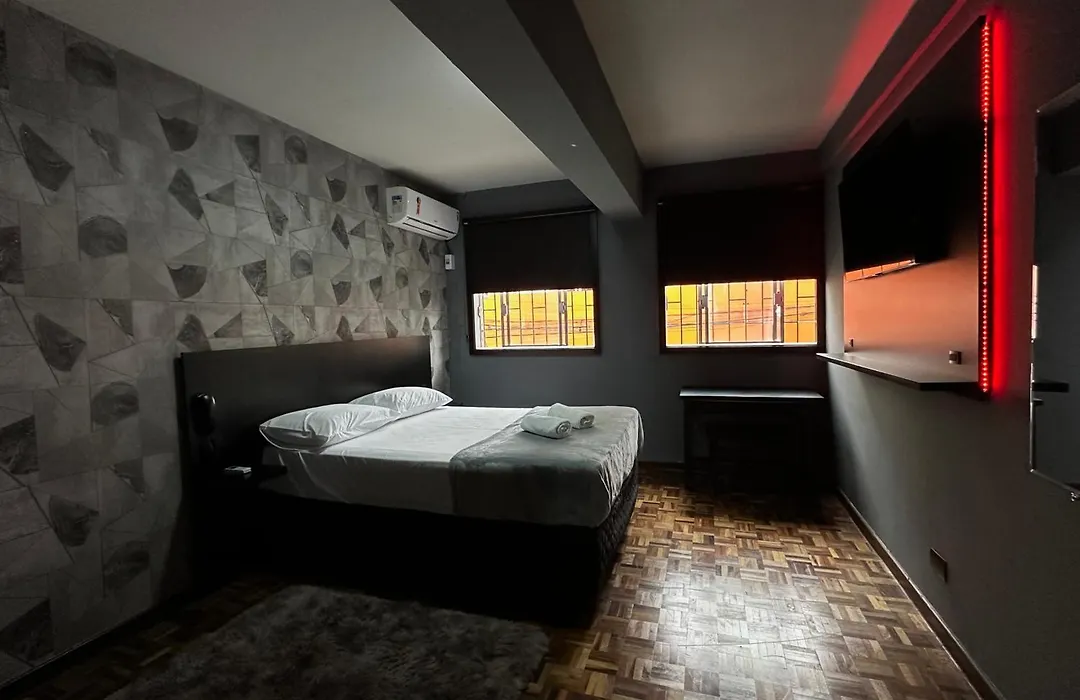 Hotel Meridiano V-1